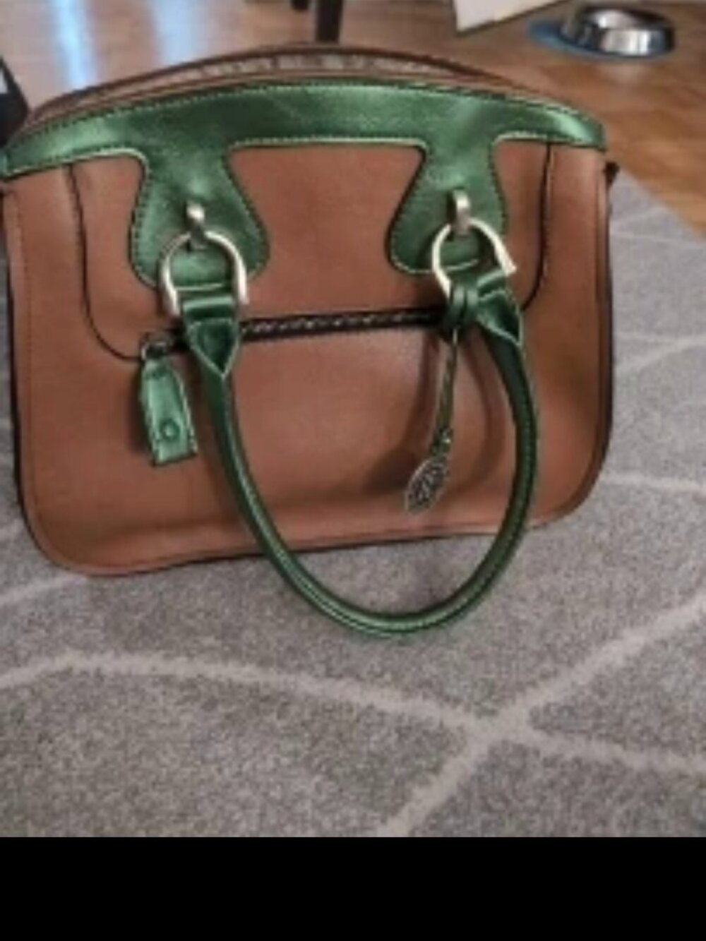 Metallic Green and Tan London Fog Leather Bag